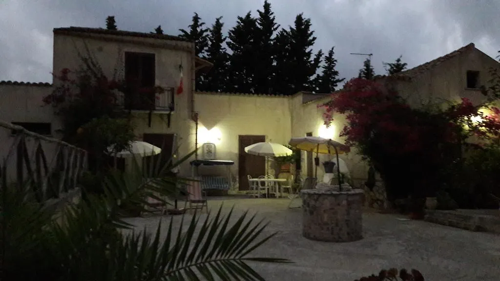 B&B Baglio Ferlito Buseto Palizzolo Bed & Breakfast